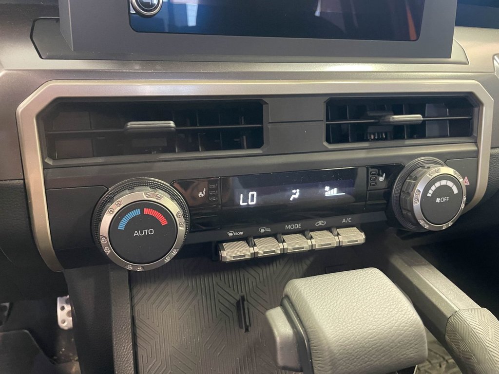 Toyota Tacoma  2025 à St-Jérôme, Québec - 12 - w1024h768px