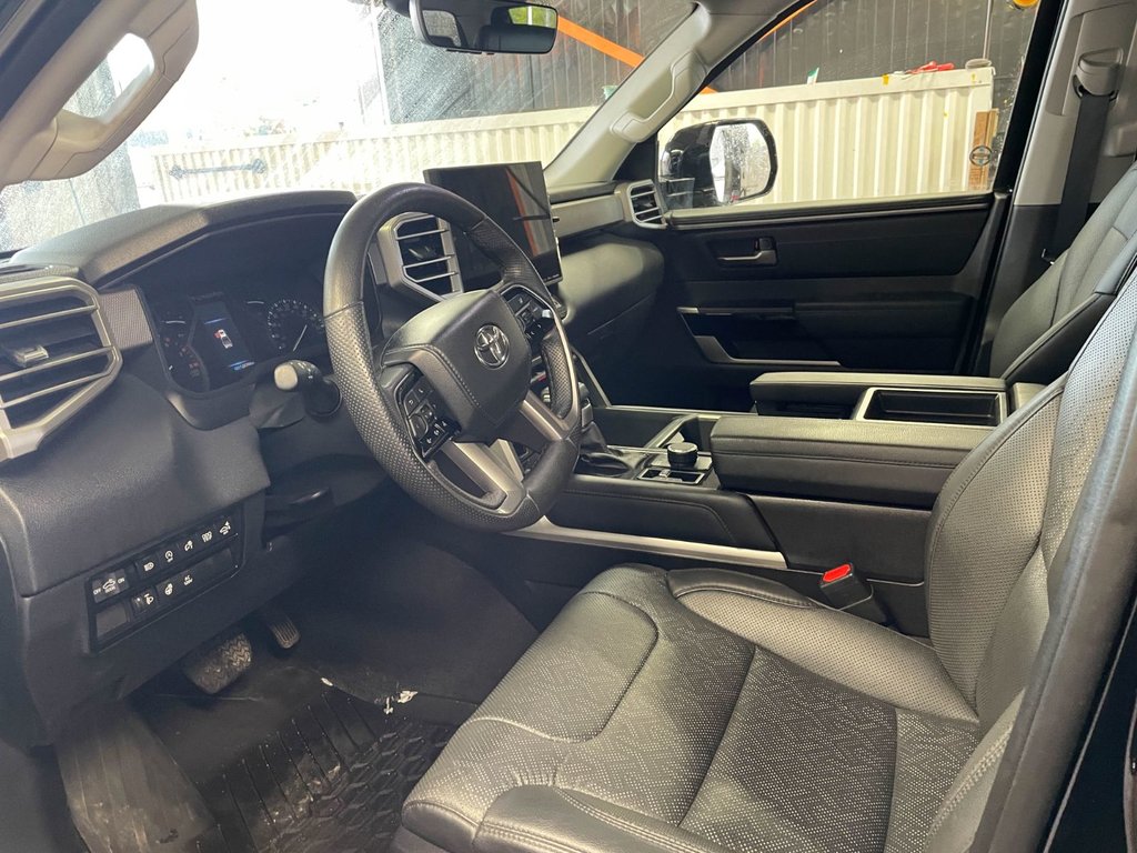 2023 Toyota Tundra in St-Jérôme, Quebec - 5 - w1024h768px