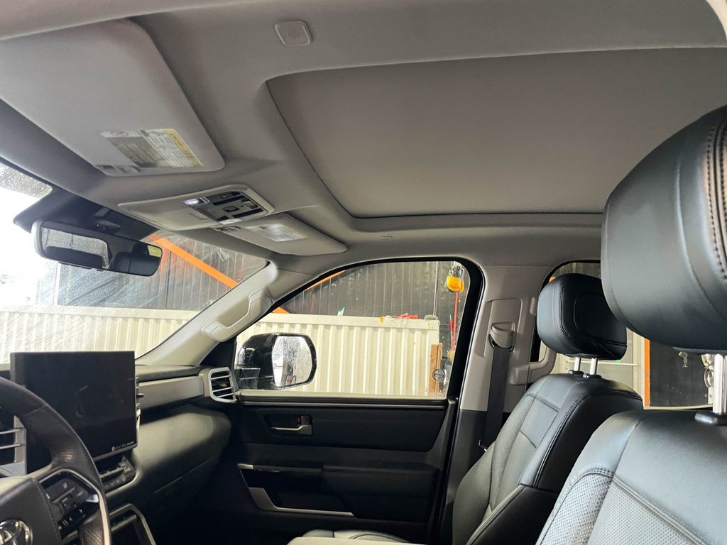 2023 Toyota Tundra in St-Jérôme, Quebec - 3 - w1024h768px