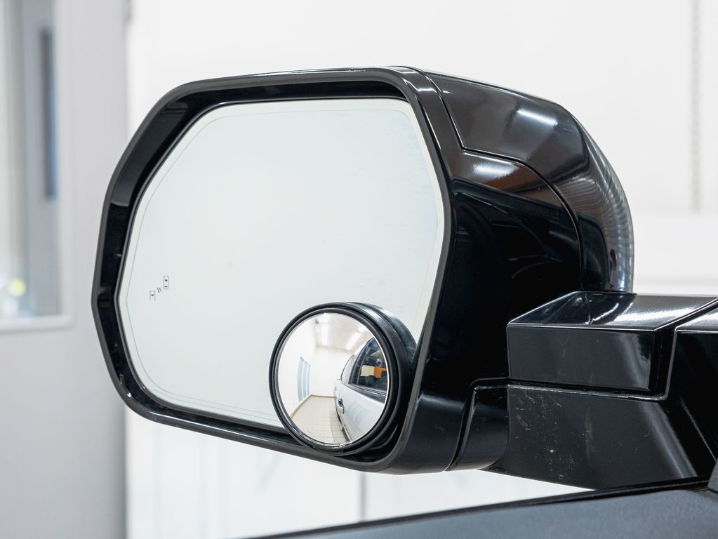 2024 Toyota Tundra in St-Jérôme, Quebec - 32 - w1024h768px