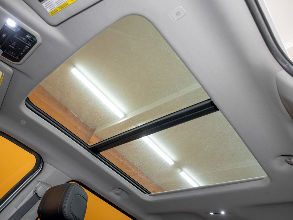 2024 Toyota Tundra in St-Jérôme, Quebec - 4 - w1024h768px