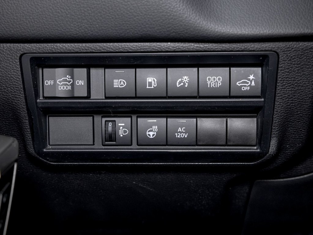 2024 Toyota Tundra in St-Jérôme, Quebec - 24 - w1024h768px