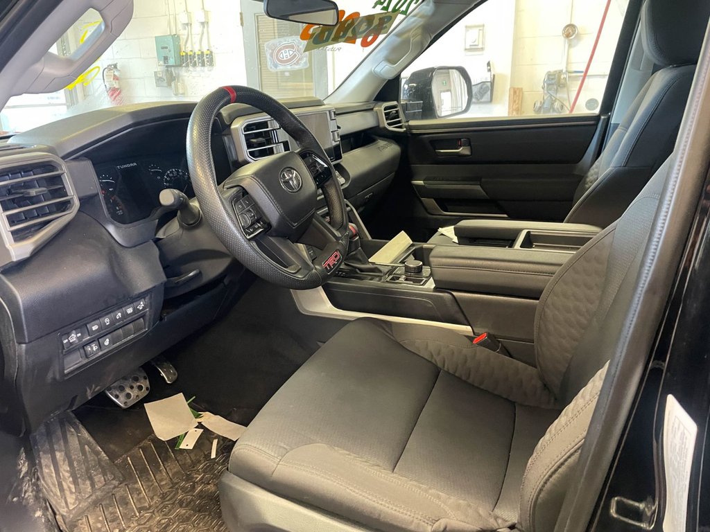 Toyota Tundra  2024 à St-Jérôme, Québec - 4 - w1024h768px