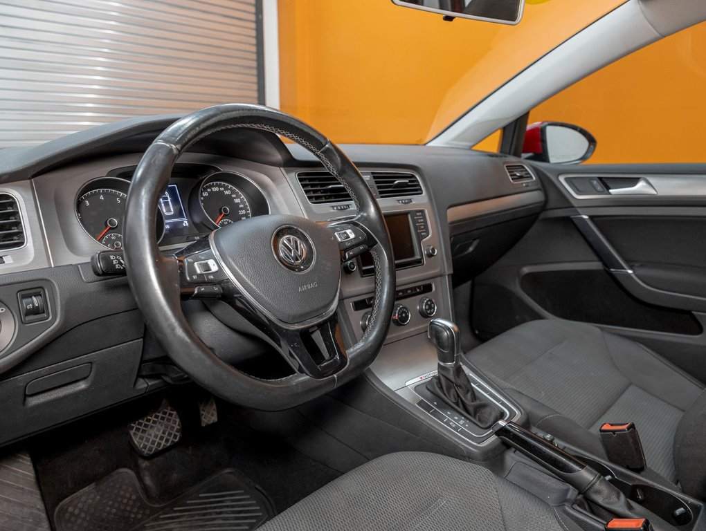 2017 Volkswagen GOLF SPORTWAGEN in St-Jérôme, Quebec - 2 - w1024h768px
