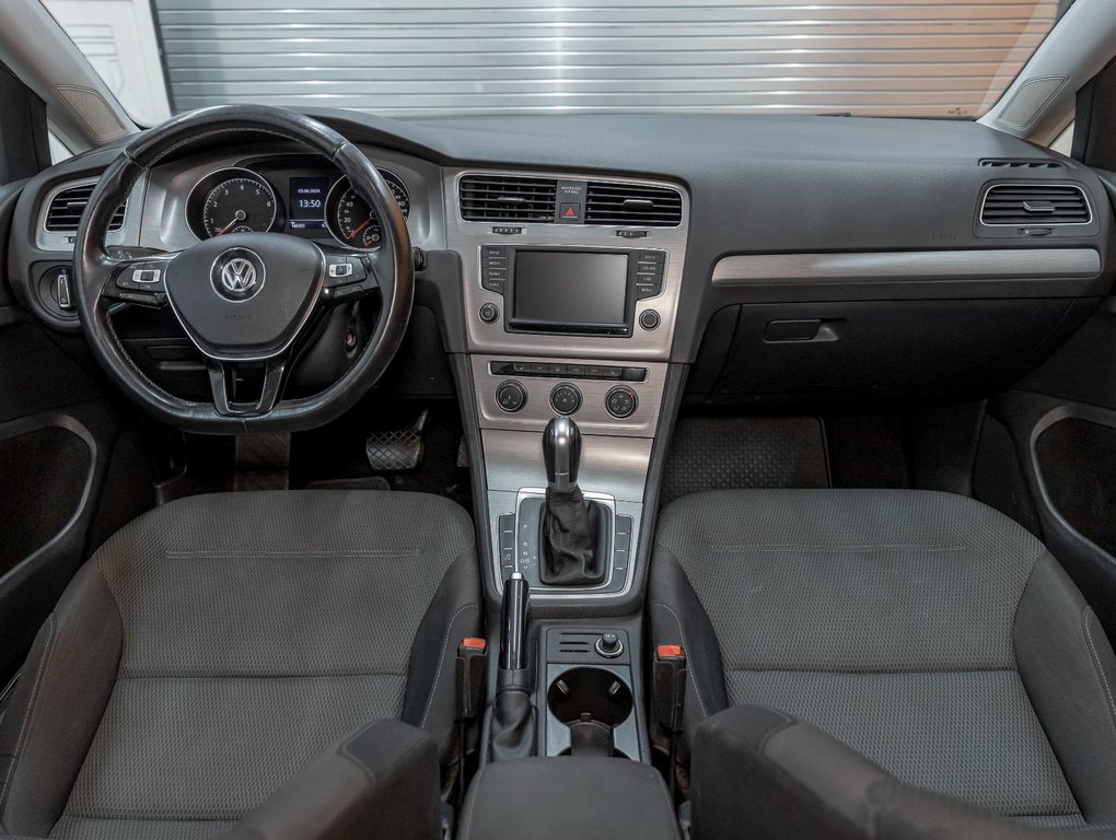 2017 Volkswagen GOLF SPORTWAGEN in St-Jérôme, Quebec - 11 - w1024h768px