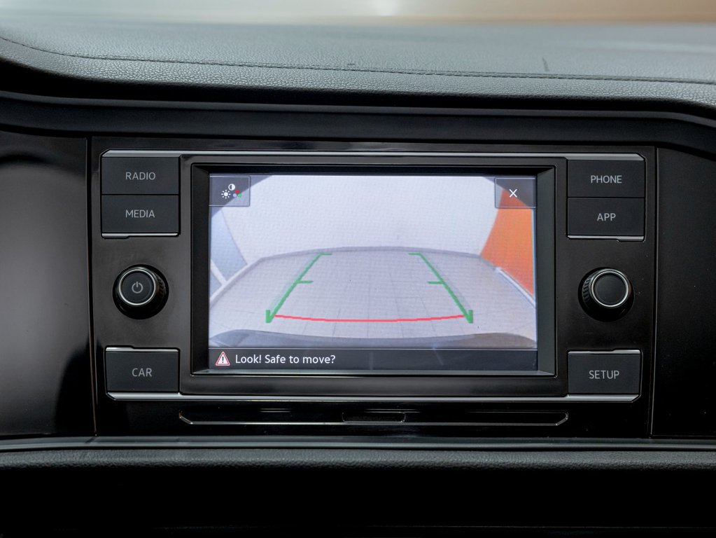 2019 Volkswagen Jetta in St-Jérôme, Quebec - 17 - w1024h768px