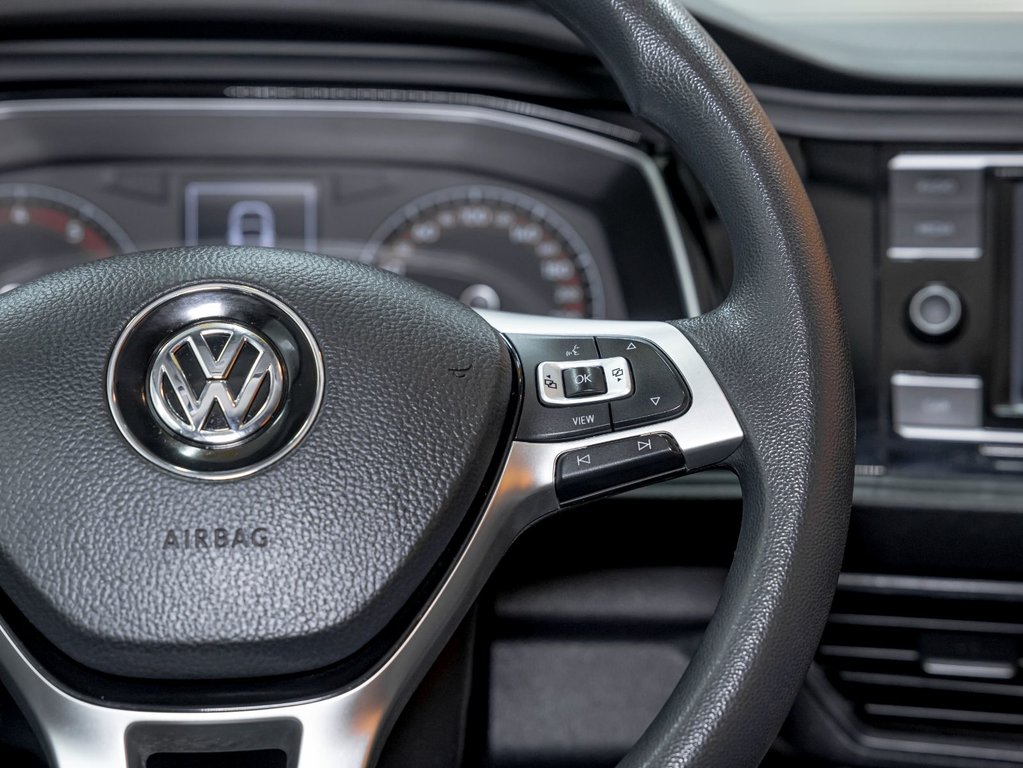 2019 Volkswagen Jetta in St-Jérôme, Quebec - 15 - w1024h768px
