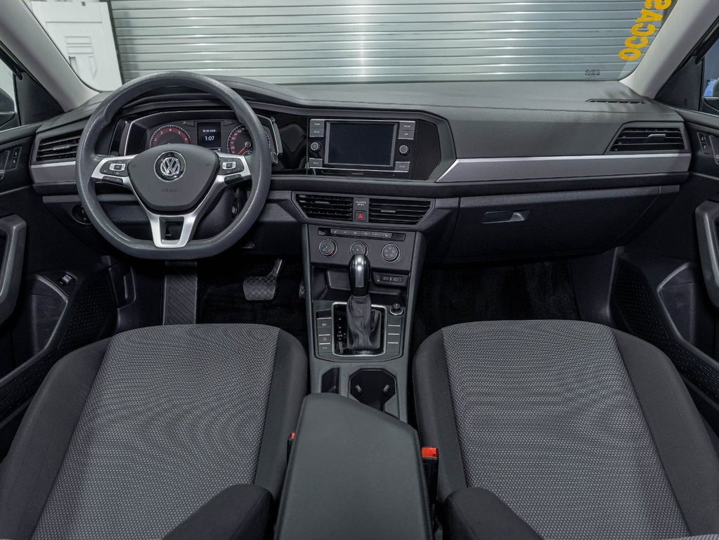 Volkswagen Jetta  2020 à St-Jérôme, Québec - 11 - w1024h768px