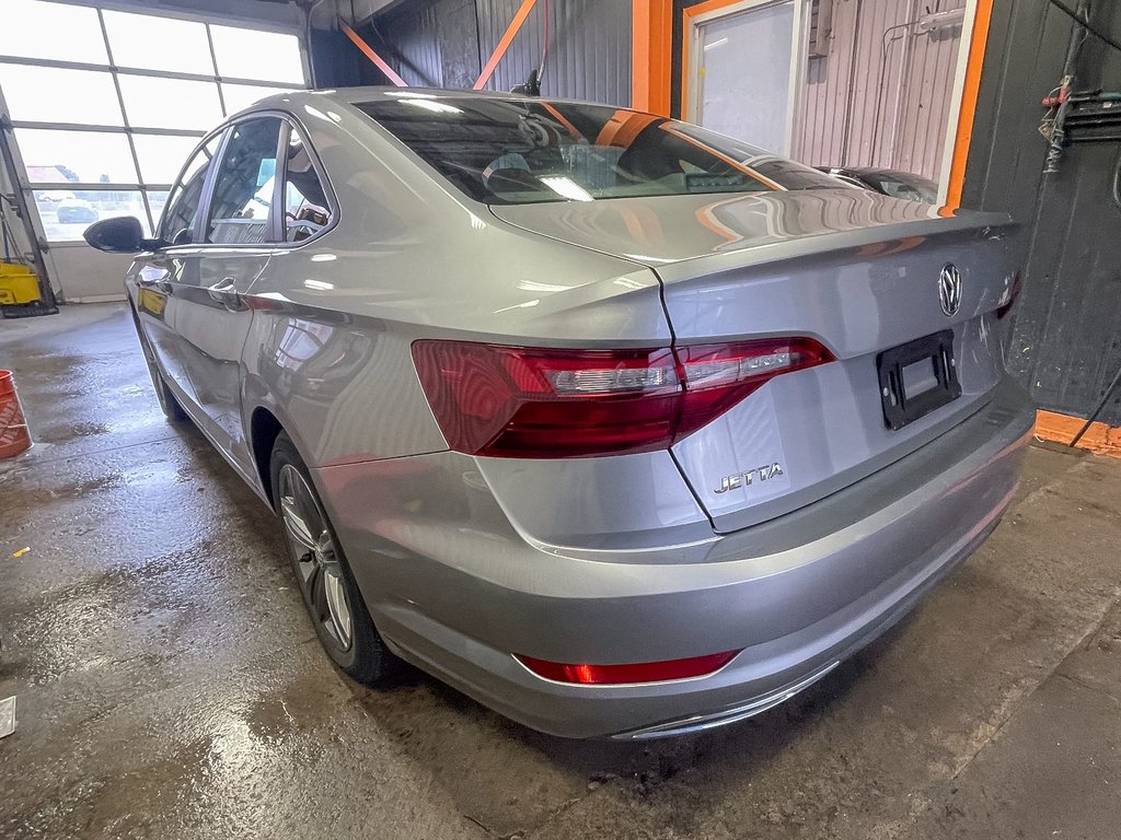 Volkswagen Jetta  2021 à St-Jérôme, Québec - 8 - w1024h768px