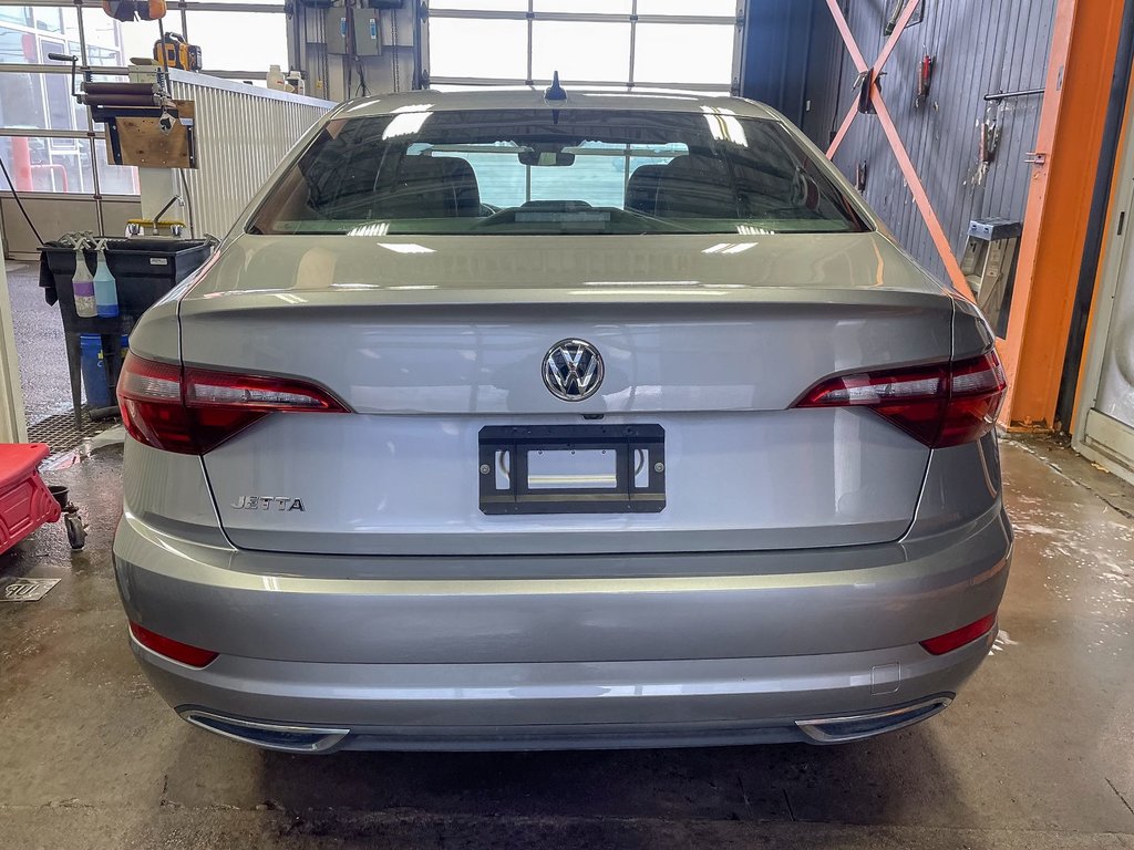 Volkswagen Jetta  2021 à St-Jérôme, Québec - 9 - w1024h768px