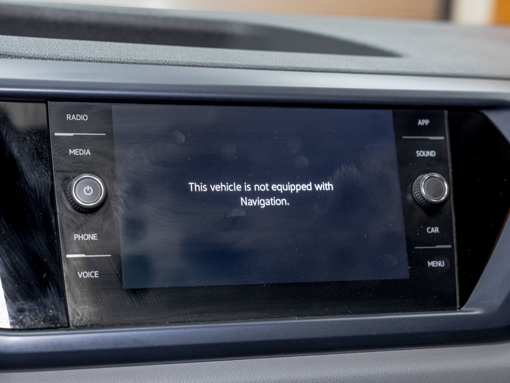 Volkswagen Taos  2022 à St-Jérôme, Québec - 16 - w1024h768px