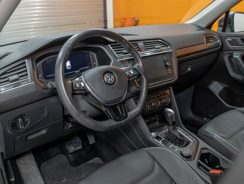 2020 Volkswagen Tiguan in St-Jérôme, Quebec - 2 - w1024h768px