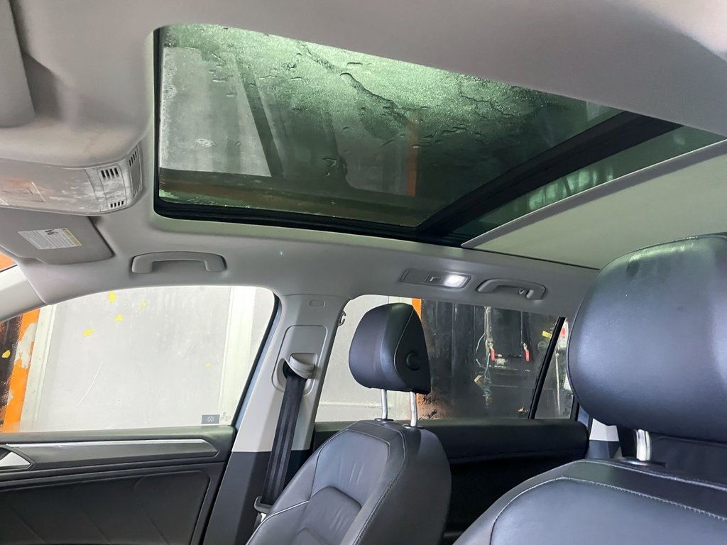 2020 Volkswagen Tiguan in St-Jérôme, Quebec - 3 - w1024h768px