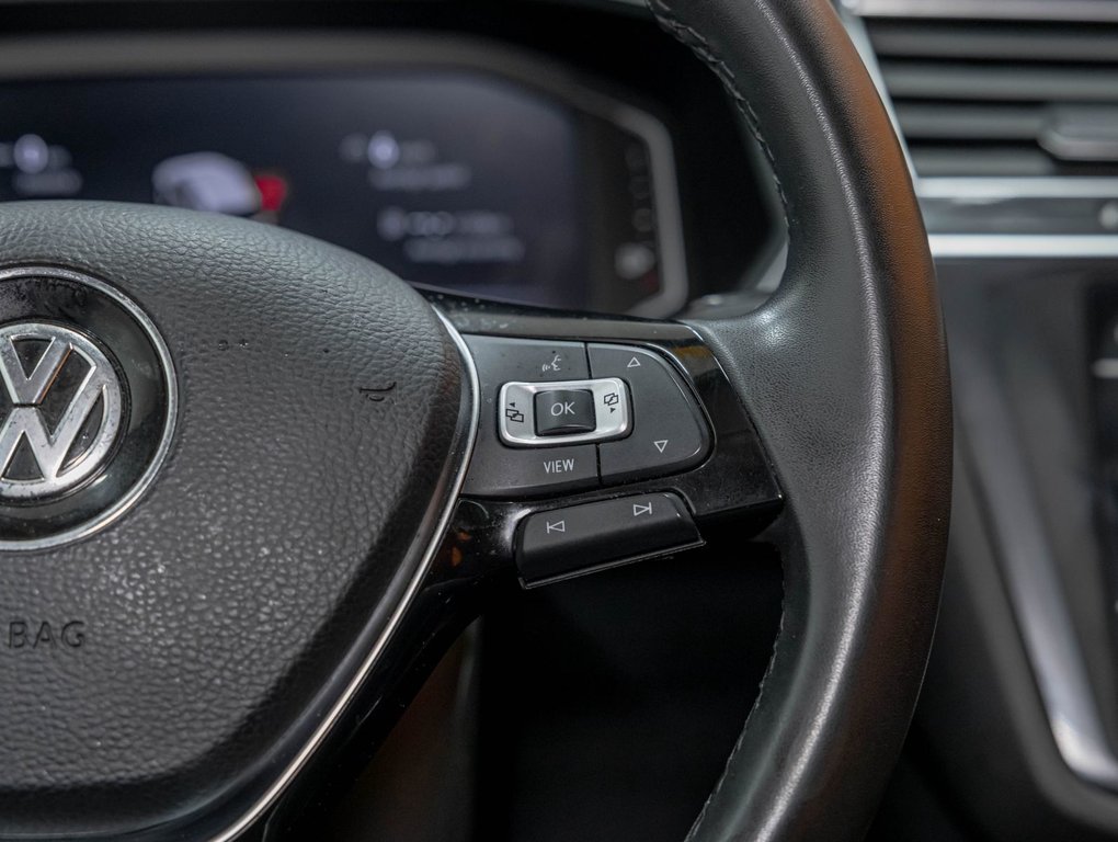 2020 Volkswagen Tiguan in St-Jérôme, Quebec - 16 - w1024h768px