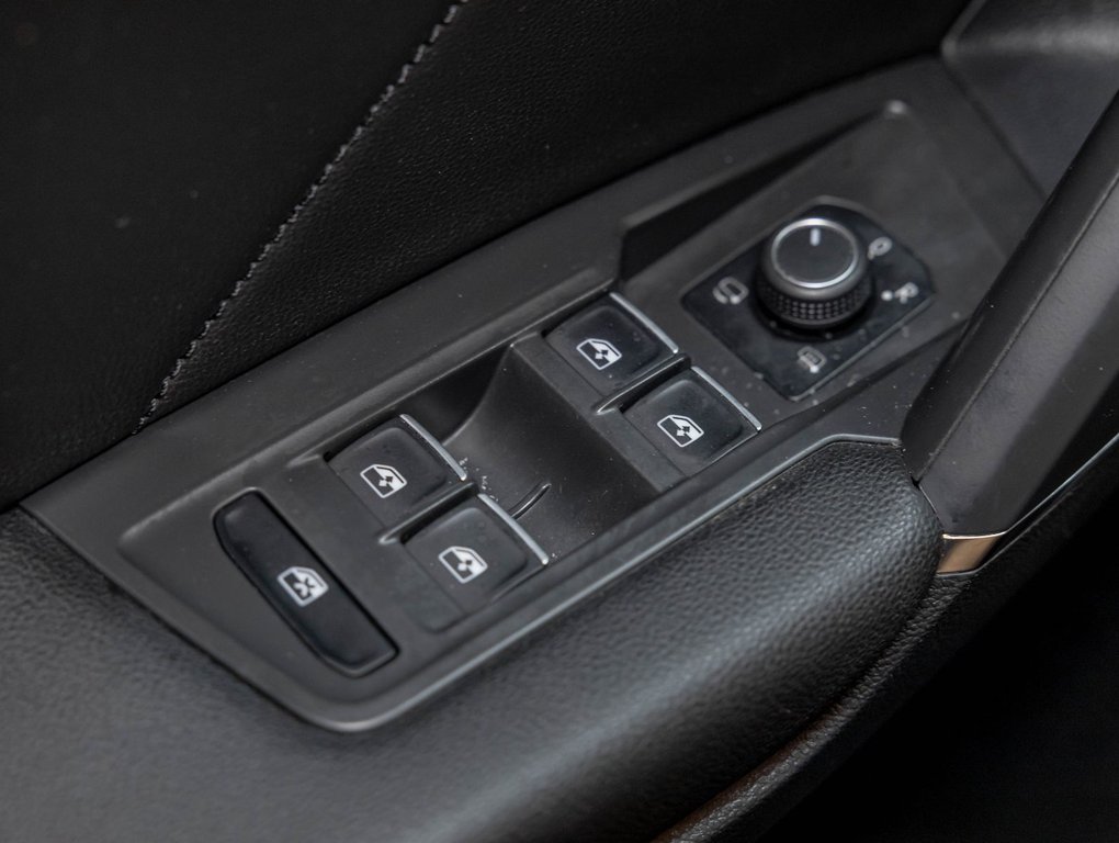 2020 Volkswagen Tiguan in St-Jérôme, Quebec - 27 - w1024h768px