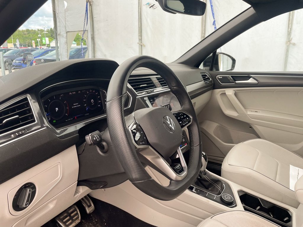 Volkswagen Tiguan  2022 à St-Jérôme, Québec - 5 - w1024h768px