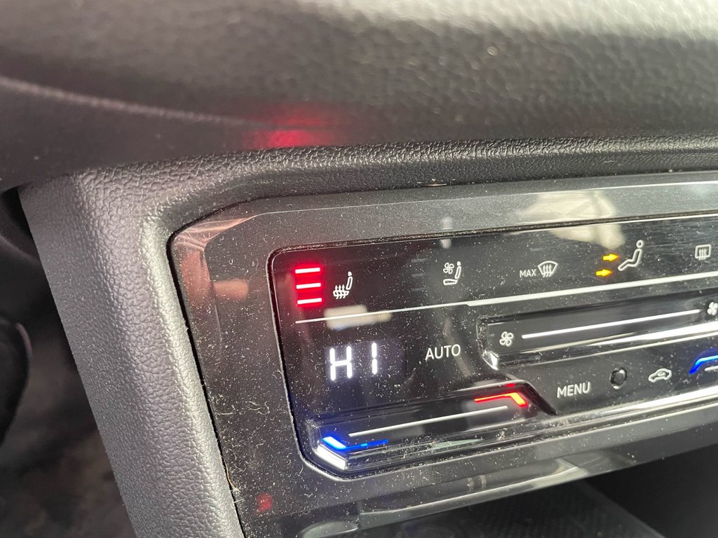 Volkswagen Tiguan  2023 à St-Jérôme, Québec - 10 - w1024h768px