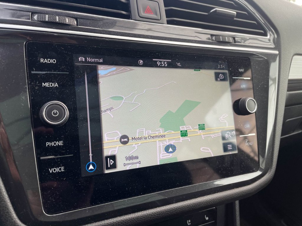 Volkswagen Tiguan  2023 à St-Jérôme, Québec - 4 - w1024h768px