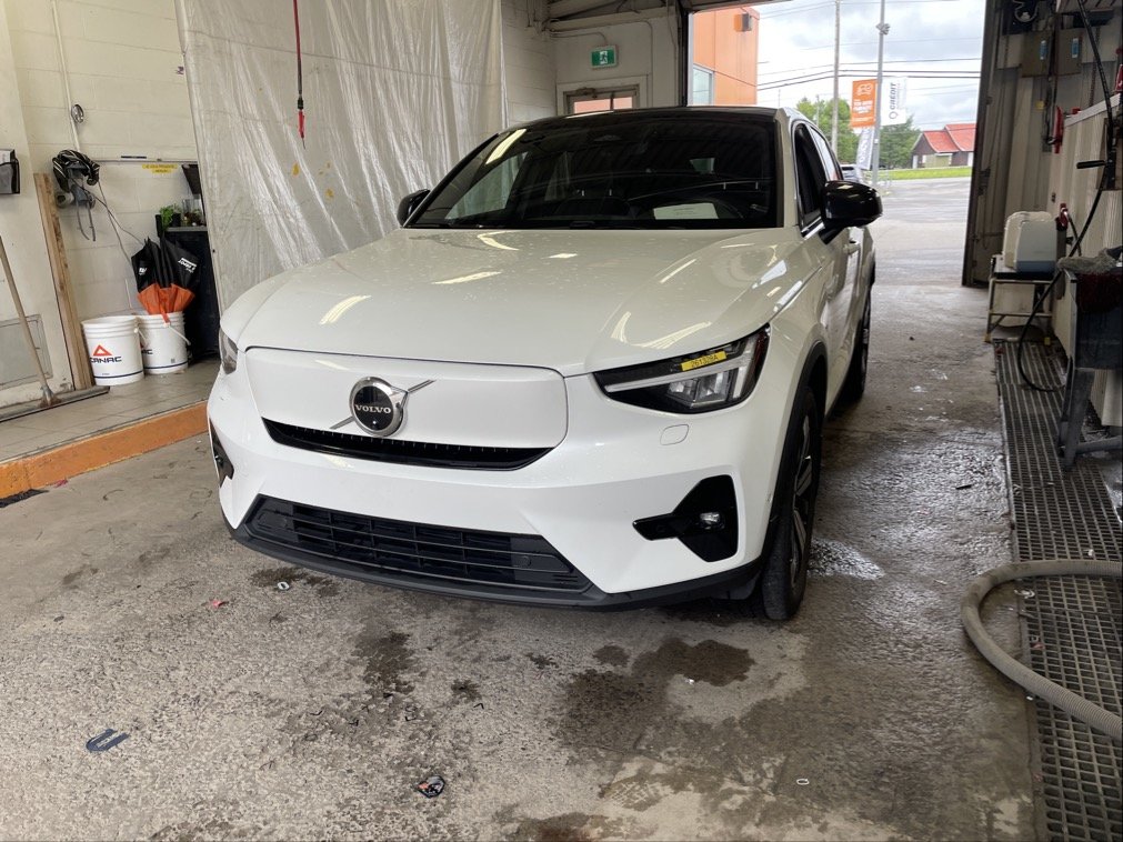 2023 Volvo C40 Recharge Pure Electric in St-Jérôme, Quebec - 1 - w1024h768px