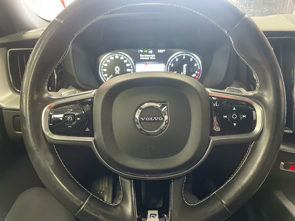 Volvo XC60  2020 à St-Jérôme, Québec - 16 - w1024h768px