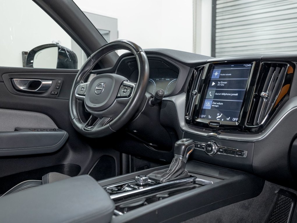 2020 Volvo XC60 in St-Jérôme, Quebec - 27 - w1024h768px