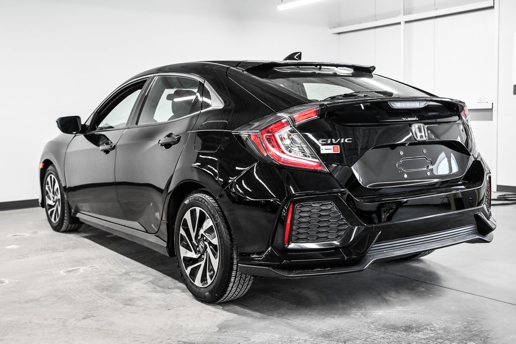 Honda Civic Hatchback LX 2017-3