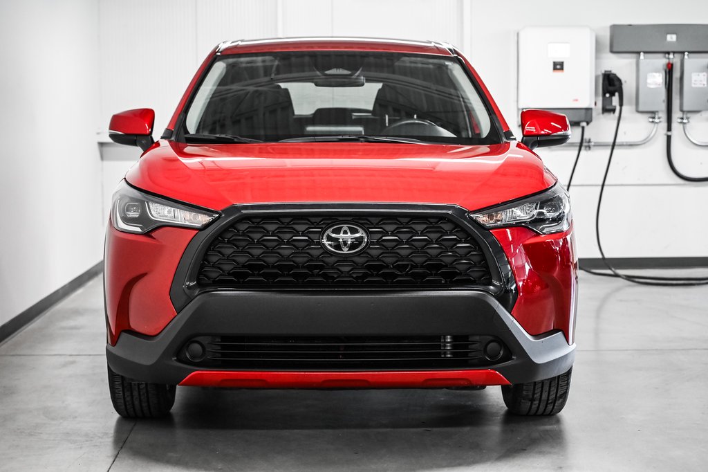 2023 Toyota Corolla Cross LE-1