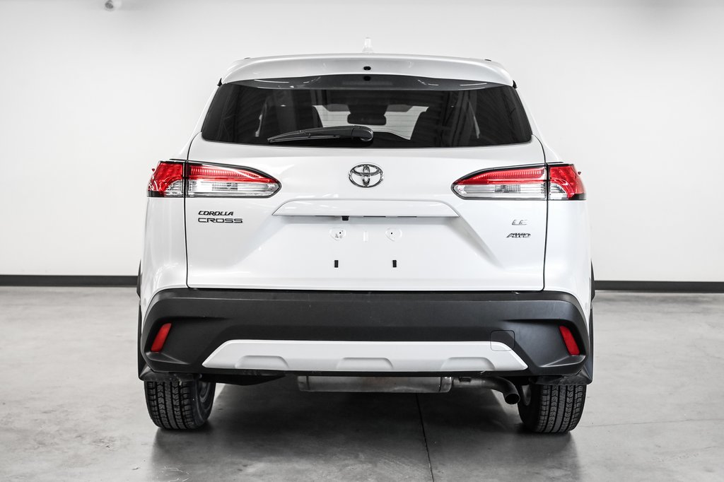 Toyota Corolla Cross LE 2023-4