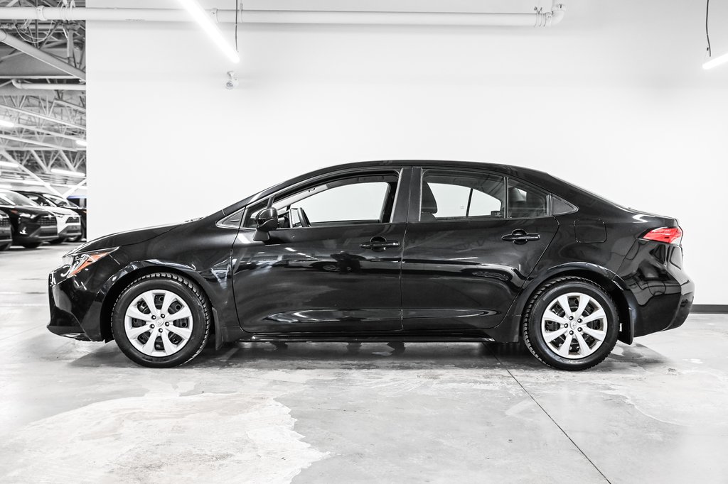 Toyota Corolla LE 2021-3