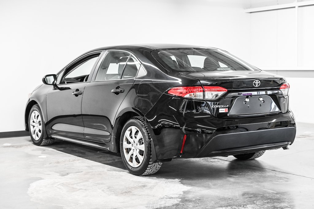 Toyota Corolla LE 2021-4