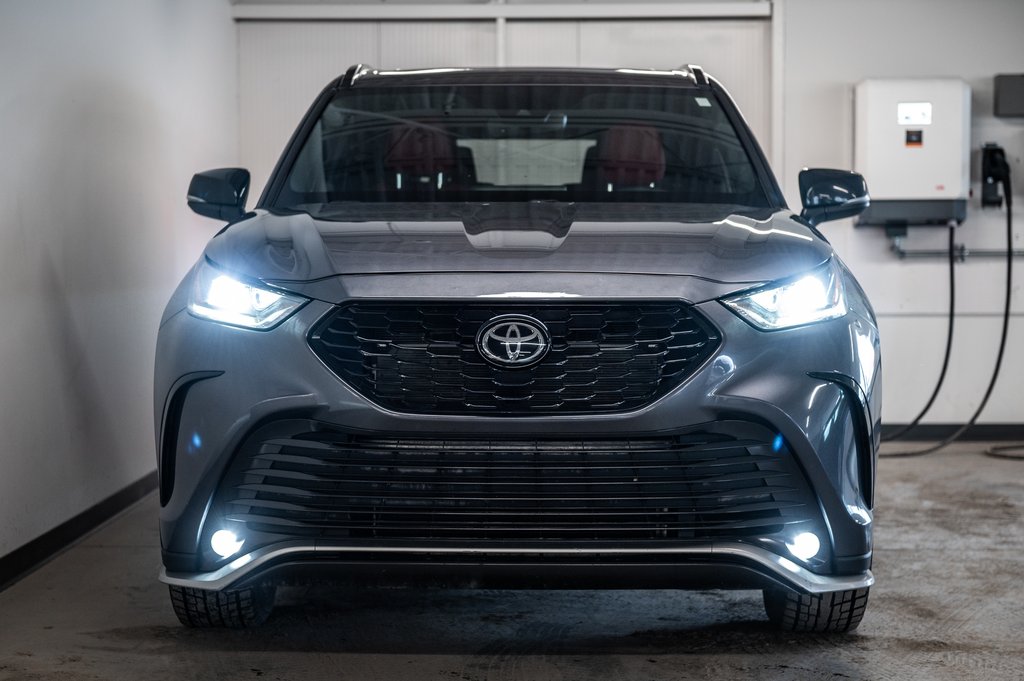 2021 Toyota Highlander XSE-1