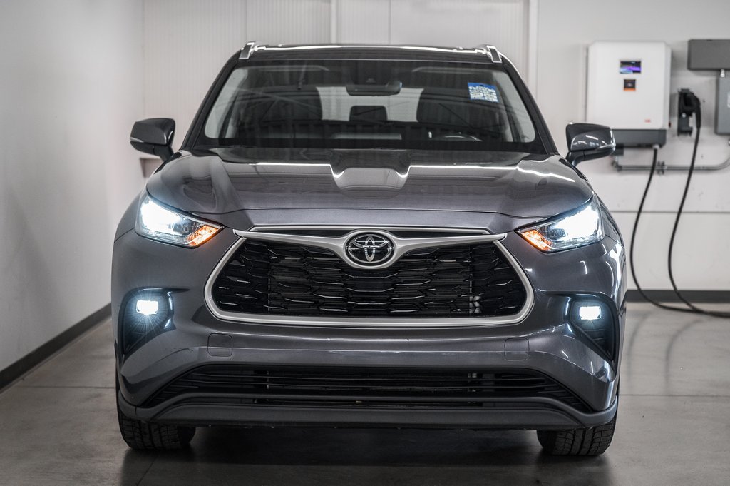 2022 Toyota Highlander XLE-1