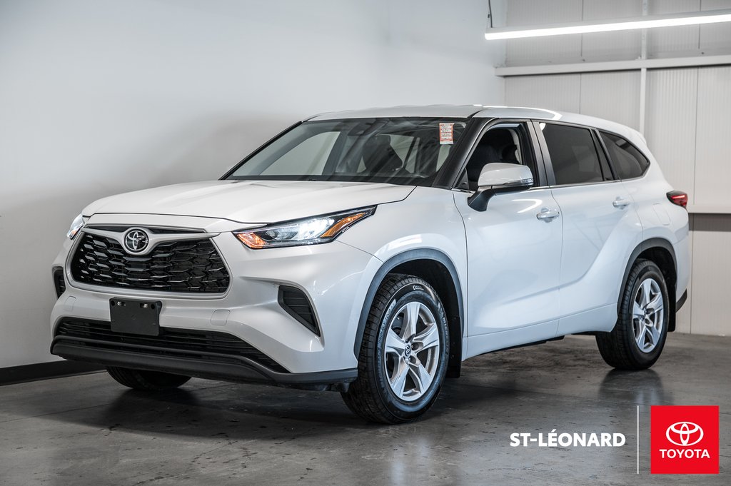 Toyota Highlander LE 2023-0