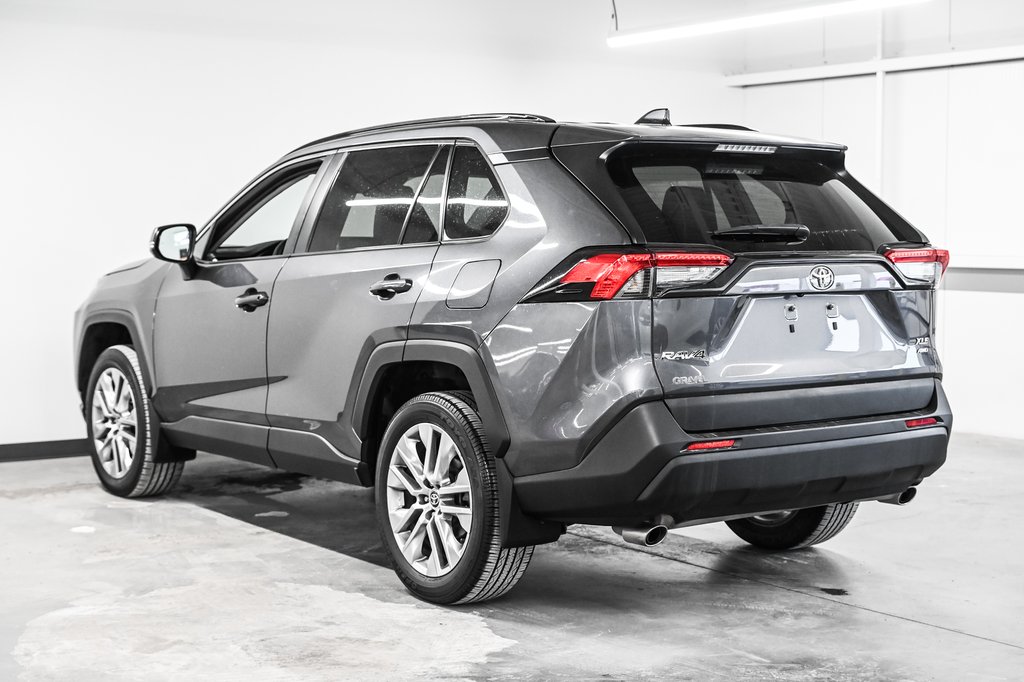 Toyota RAV4 XLE 2022-3