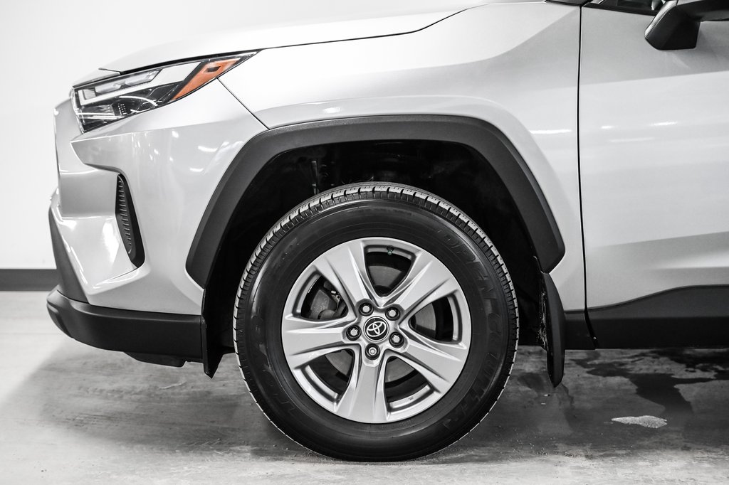 Toyota RAV4 XLE 2022-6
