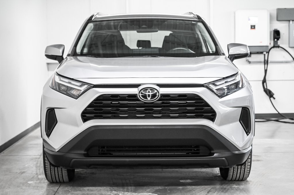 Toyota RAV4 XLE 2022-1