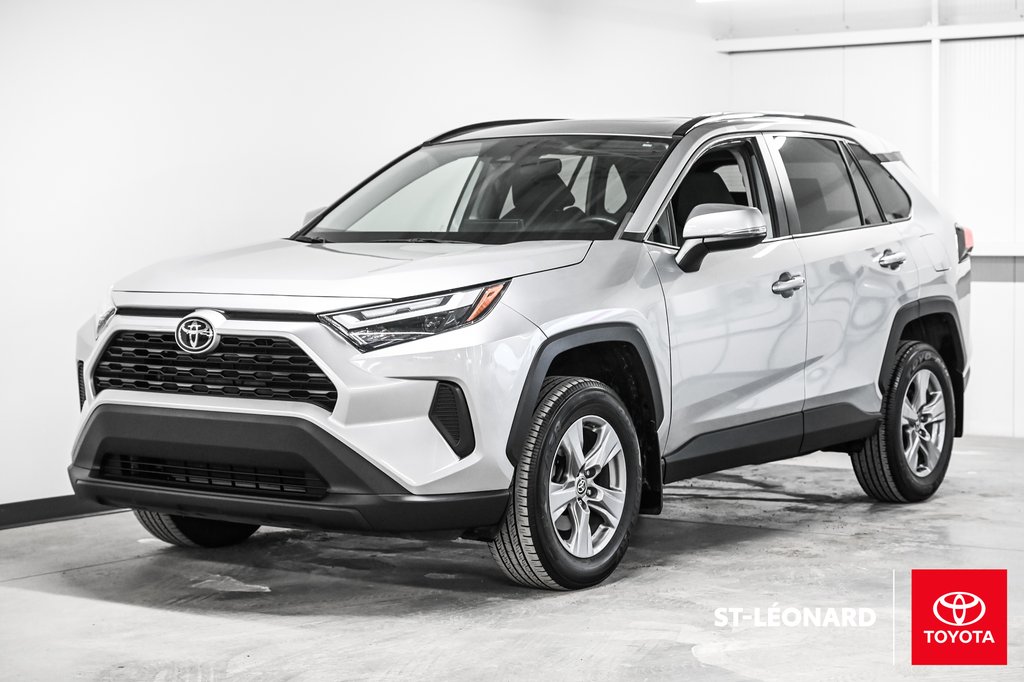 Toyota RAV4 XLE 2022-0