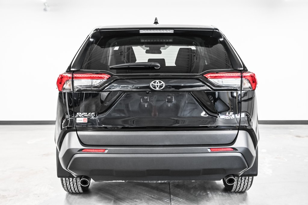 2024 Toyota RAV4 LE-4