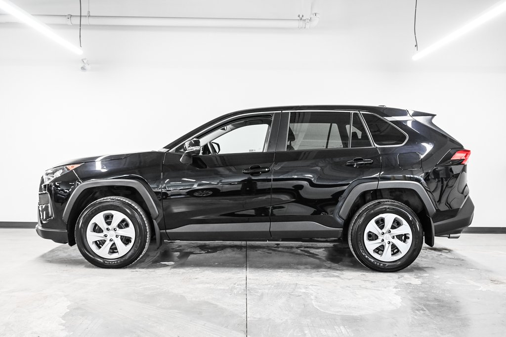 2024 Toyota RAV4 LE-2