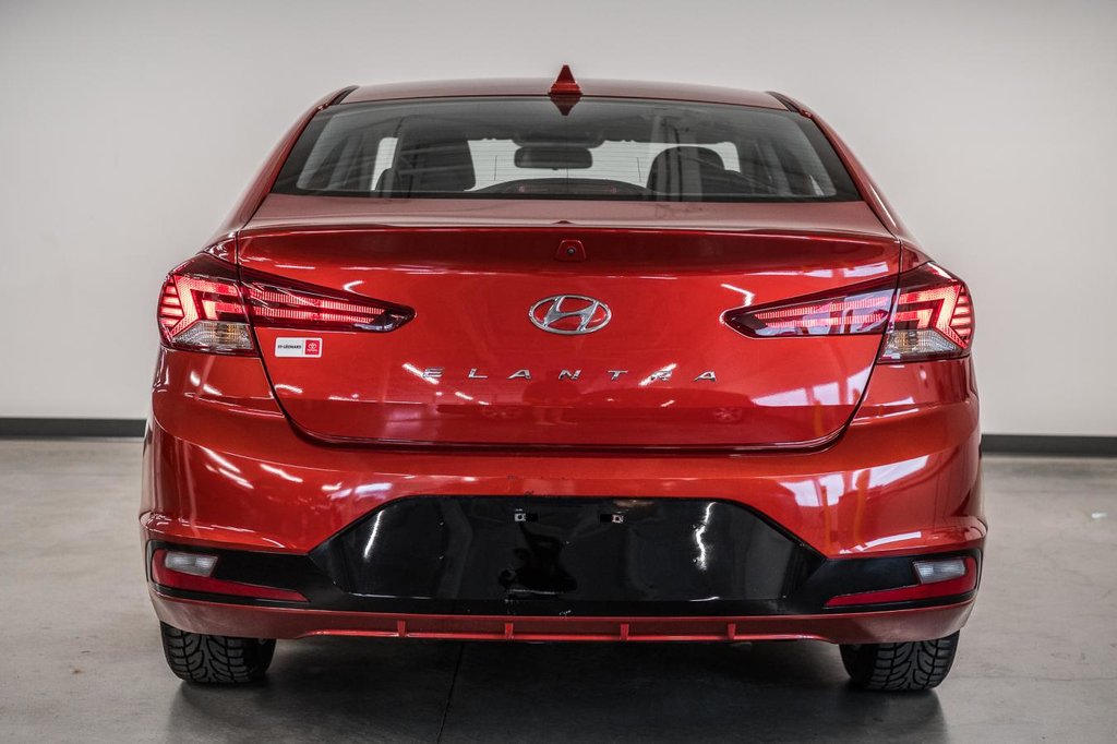 Hyundai Elantra Preferred 2019-6