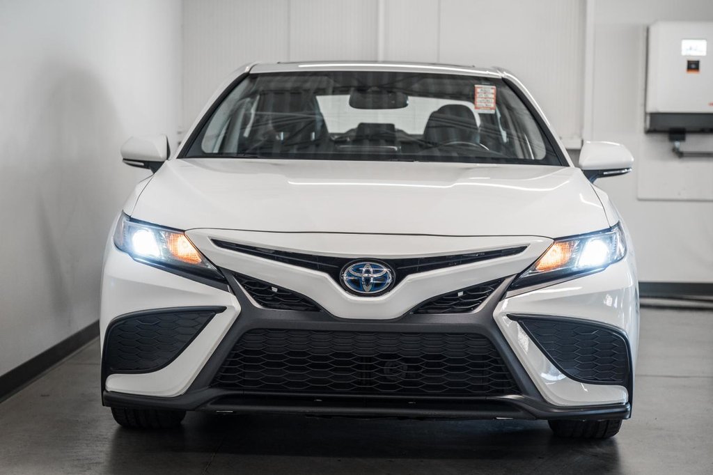 Toyota Camry Hybrid XLE 2023-1