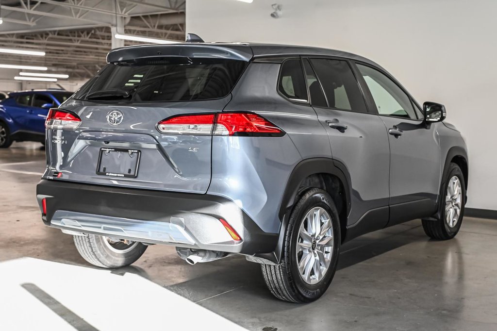 Toyota Corolla Cross LE 2023-6