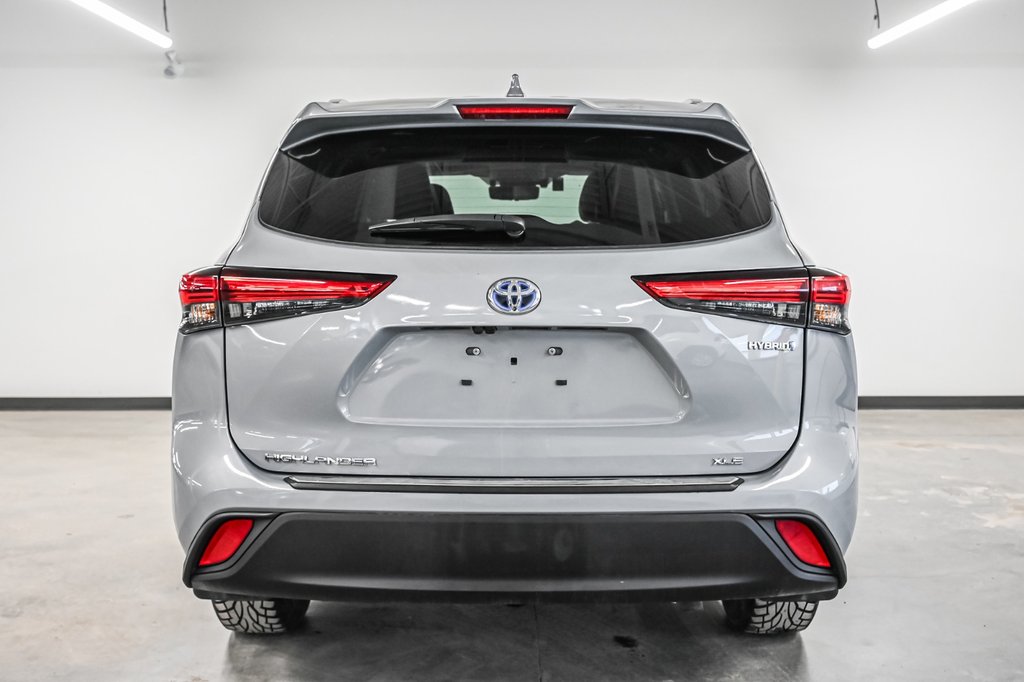 Toyota Highlander Hybrid XLE 2022-5