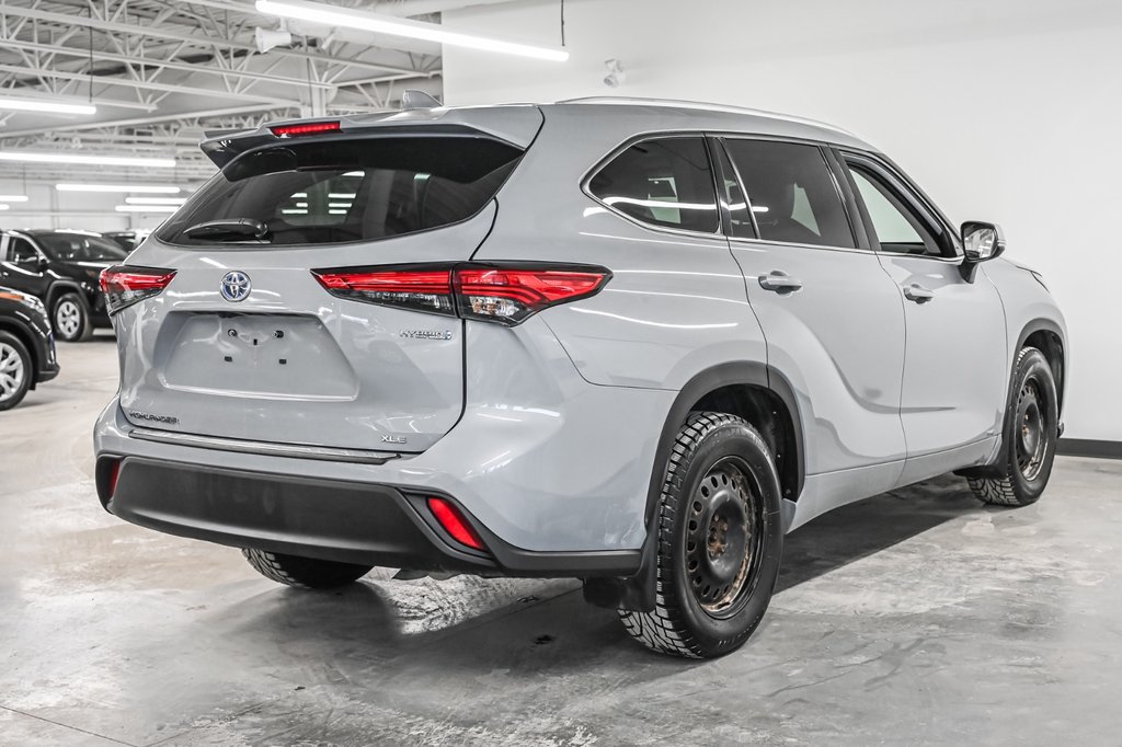 Toyota Highlander Hybrid XLE 2022-6