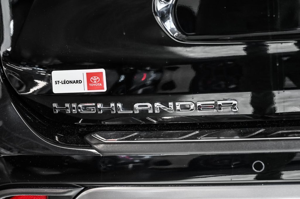 Toyota Highlander Limited 2023-7