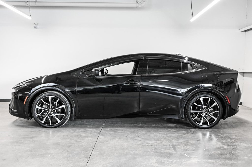 Toyota Prius Prime XSE Premium 2024-3