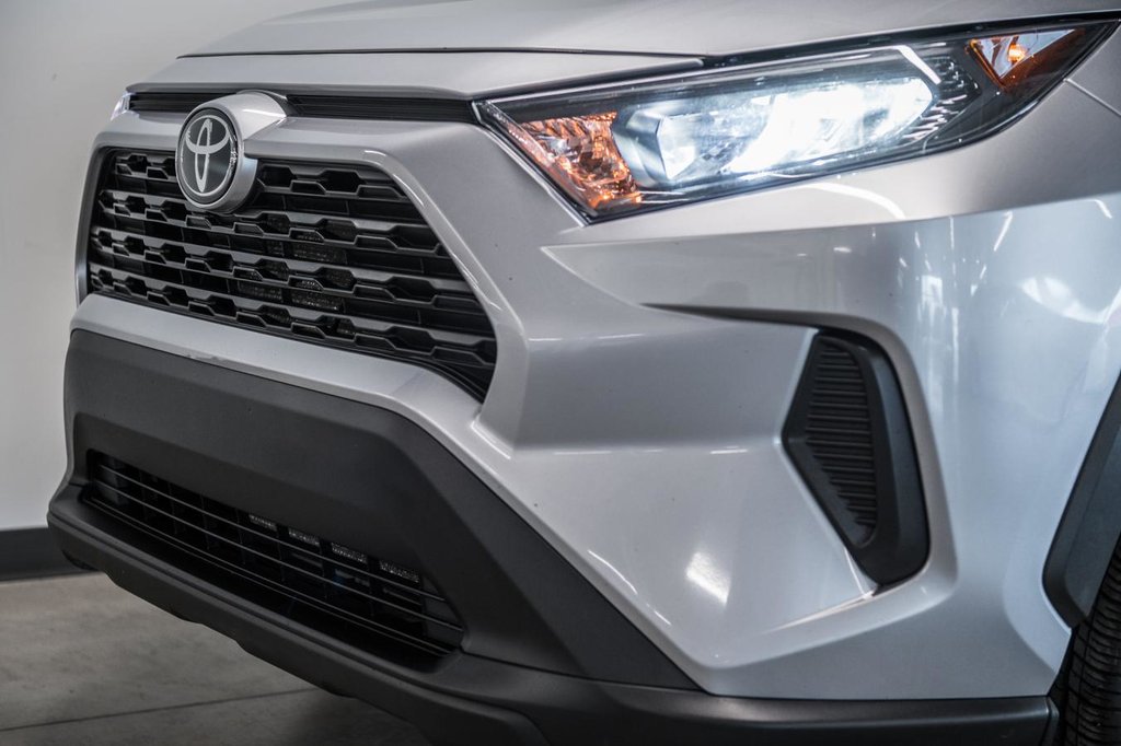 Toyota RAV4 LE 2023-2