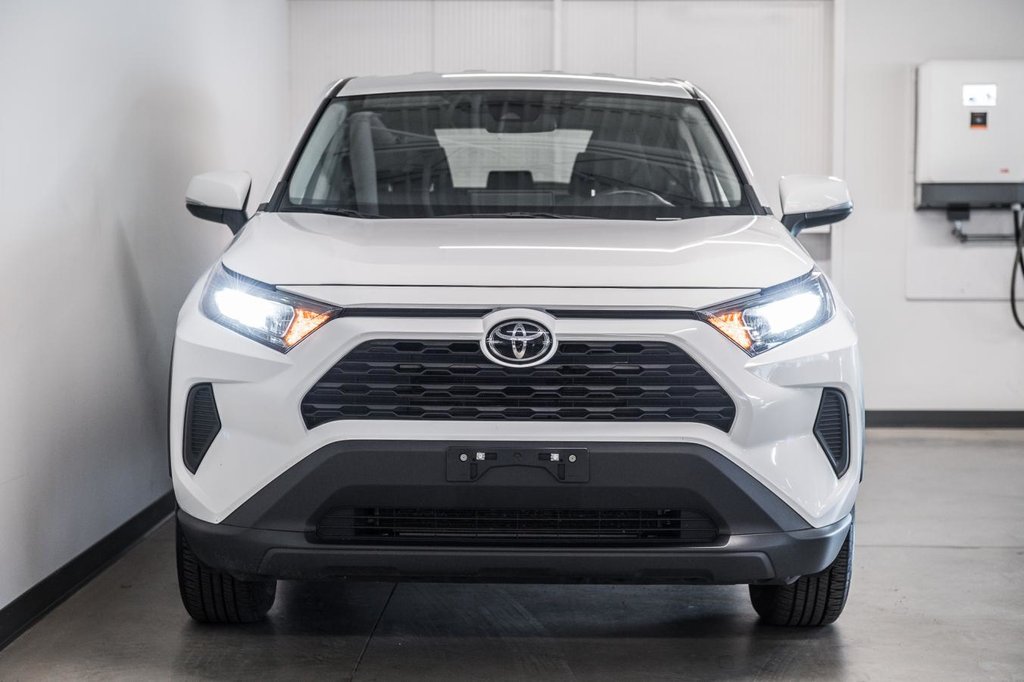 2023 Toyota RAV4 LE-1