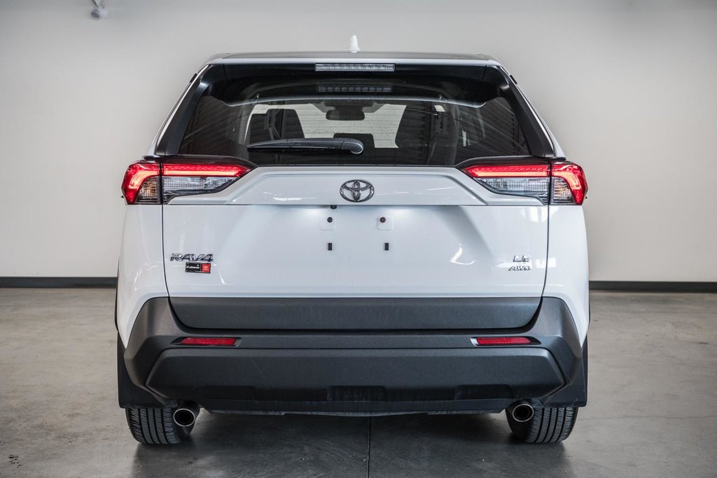 2023 Toyota RAV4 LE-6