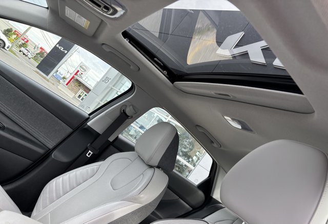 2021 Hyundai Elantra Ultimate in Gander, Newfoundland and Labrador - 11 - w1024h768px